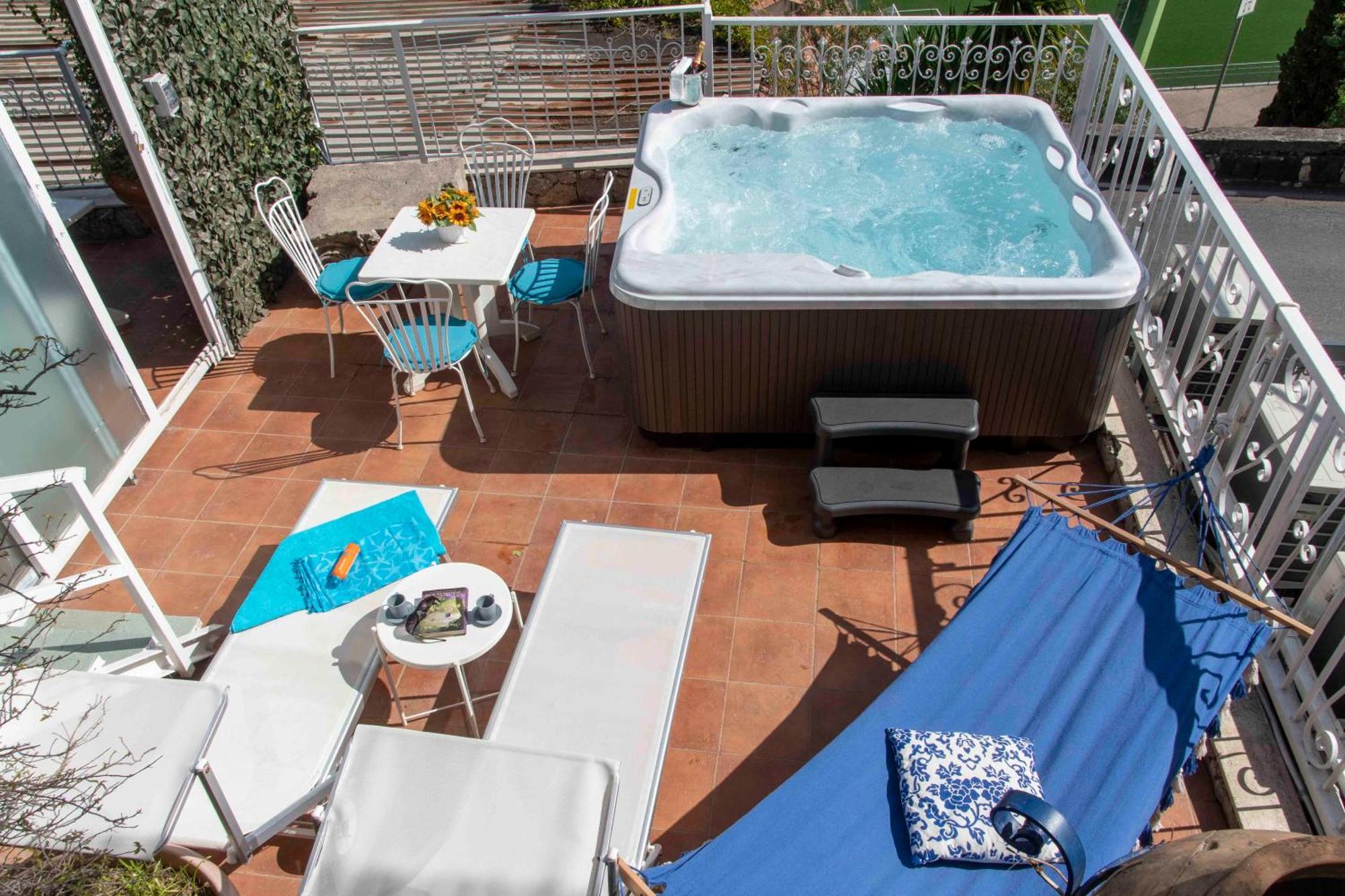 Dream View Suites Taormina Exterior photo